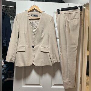ZARA SUITING, SIZE 4